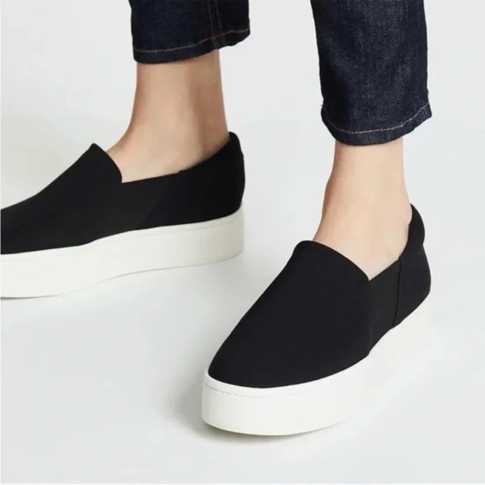 Vince Warren Pony Hair Slip On in Black with White Platform, size 6.5